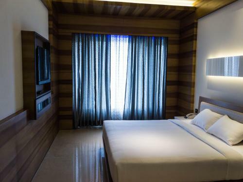 Diana Heights Luxury Hotel