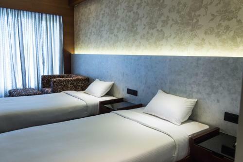 Diana Heights Luxury Hotel