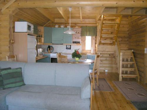 Holiday Home Mets�-pihlaja