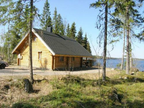 Holiday Home Mets�-pihlaja