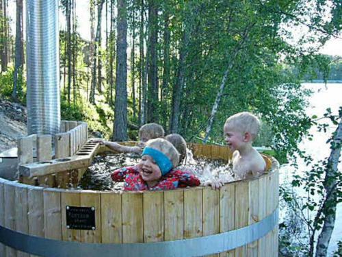 Holiday Home Hot Pool Cottage Iitu