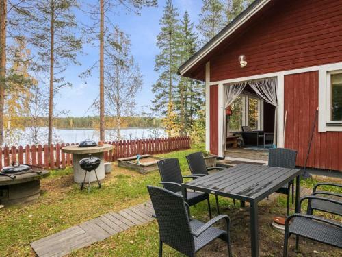 Holiday Home Aamuntorkku