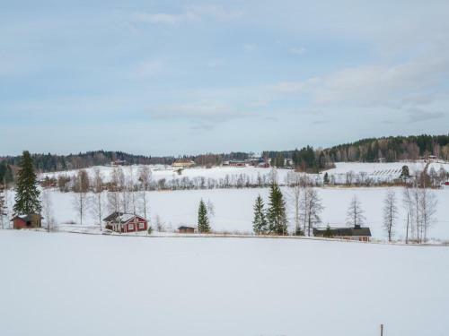 Holiday Home Peukaloinen
