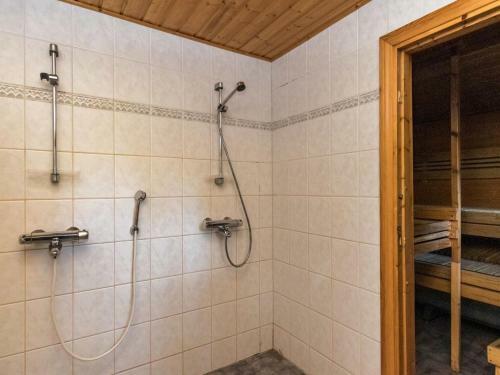 Holiday Home Tehtaanpuisto