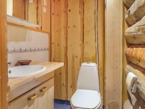 Holiday Home Tuurutieva