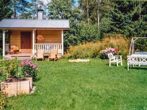 Holiday Home Kartanom�ki
