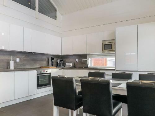 Holiday Home Suksitie 11 A