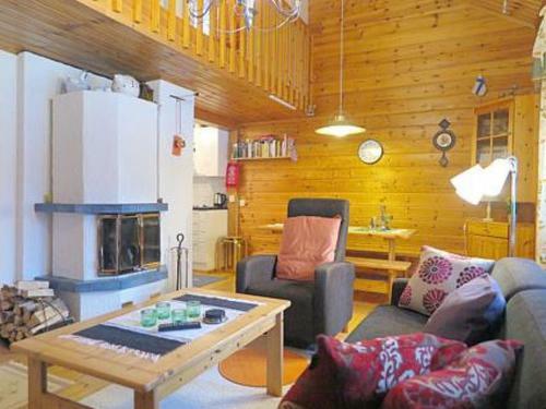 Holiday Home Nurmennunnu