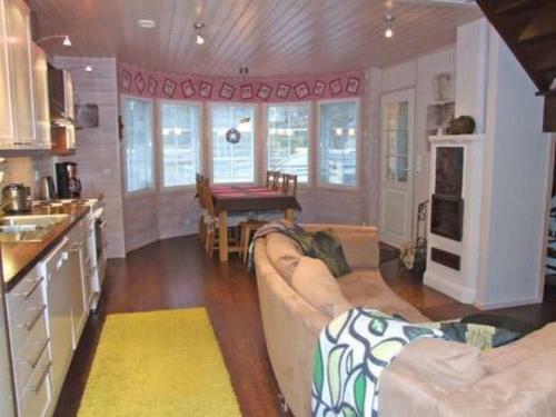 Holiday Home Vuosselinhovi C