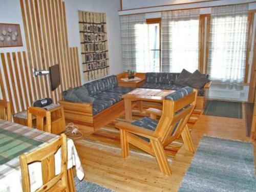 Holiday Home Kelokivakka D19