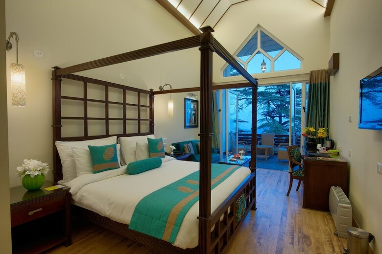 Hotel Royal Orchid Fort Resort