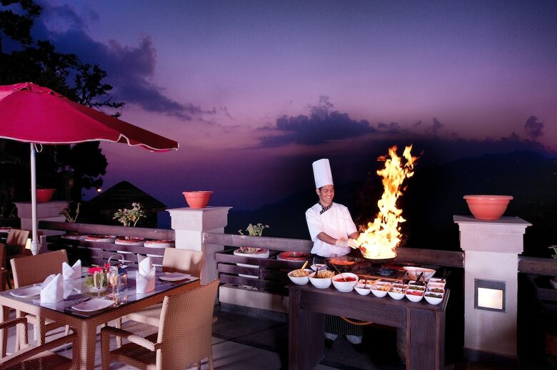 Hotel Royal Orchid Fort Resort