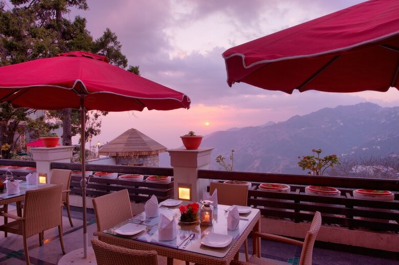 Hotel Royal Orchid Fort Resort
