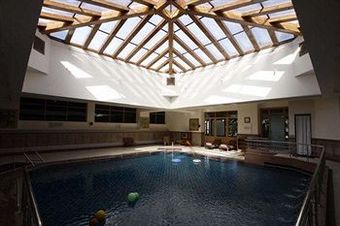 Hotel Jaypee Residency Manor
