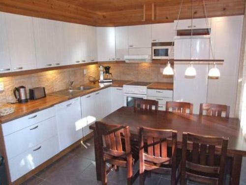 Holiday Home Katajarinne B