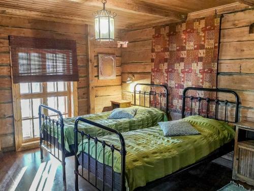 Holiday Home Mustalahden Makasiini