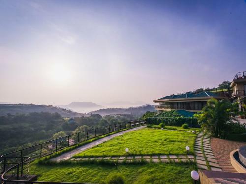 Hotel Upper Deck Resort