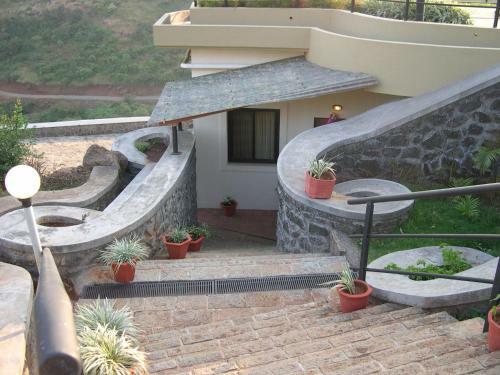 Hotel Upper Deck Resort