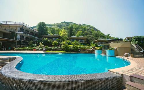 Hotel Upper Deck Resort