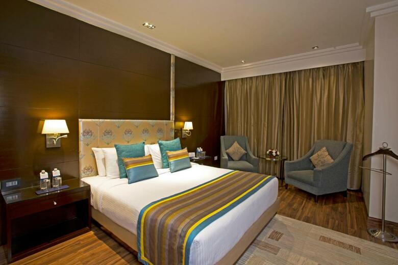 Hotel Golden Tulip Chandigarh, Panchkula