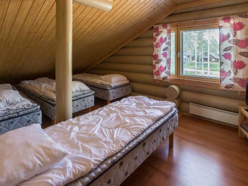 Holiday Home Yll�smaisema 2