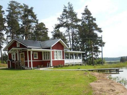 Holiday Home Vauvila