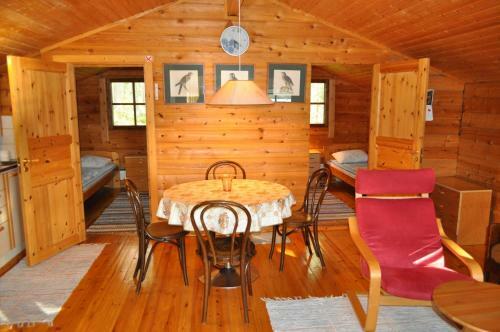 Hinders Cottages