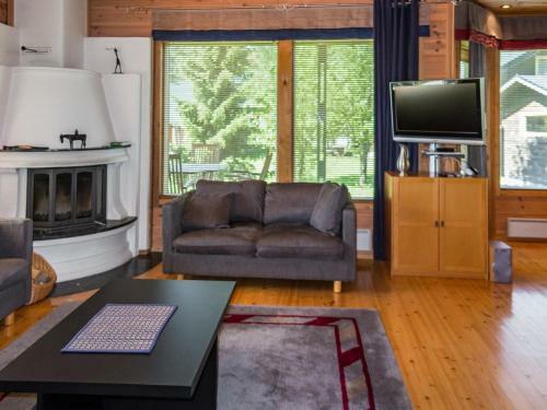 Holiday Home Villa Mikkola