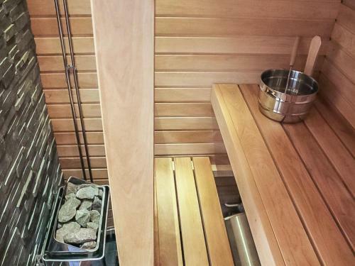 Holiday Home Yll�stokka 7