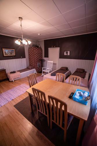Posada Arctic Guesthouse & Igloos