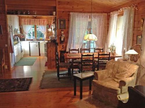 Holiday Home Mets�-iivari
