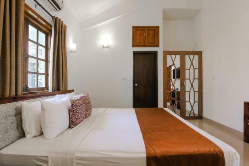 Aguada Anchorage - The Villa Resort