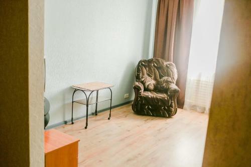 Mango Apartment On Nikolaeva 18