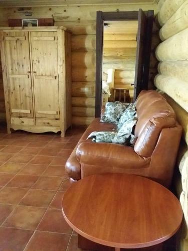 Hostal Chalet Drozd