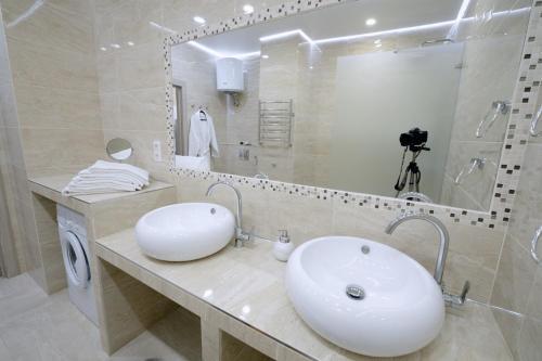 Apartamento Vip On Sq Nezavisimosti Marksa 8