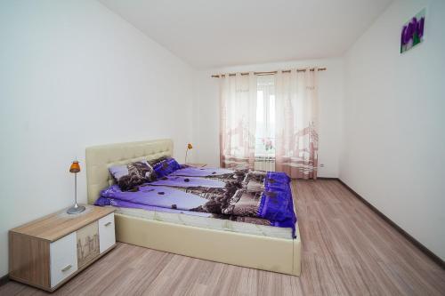 Apartamento Literaturnaya 22-15-2