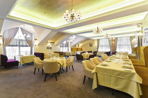 Hotel Drozdy Club