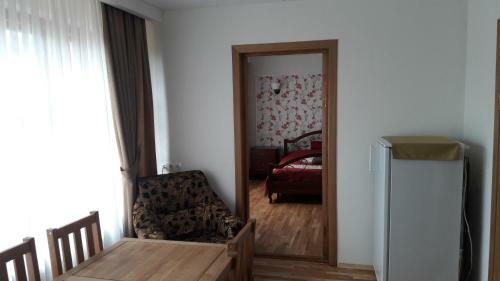 Hostal Guest House Raduga