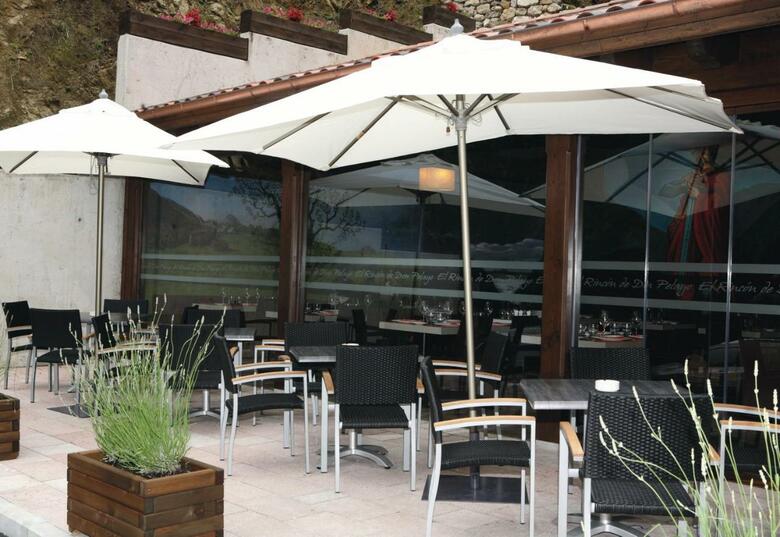 Hotel Rural - Restaurante El Rinc�n de Don Pelayo