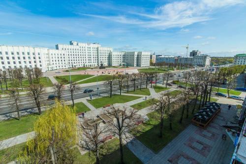 Apartment Near Lenin Square