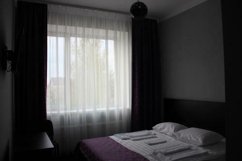 Crocus Hotel