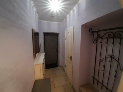 Apartment On Ploschady Slavy