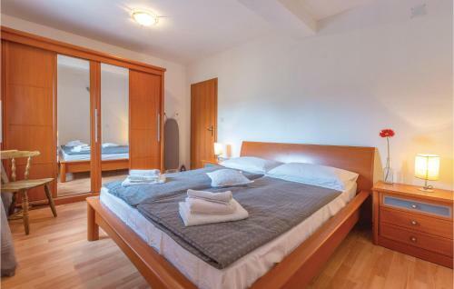 Four-bedroom Holiday Home In Turjaci