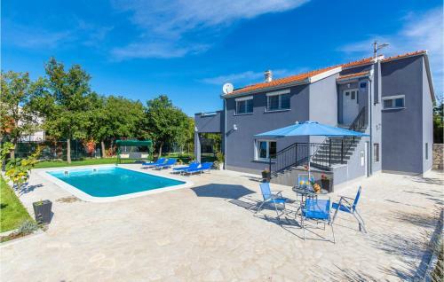 Four-bedroom Holiday Home In Turjaci
