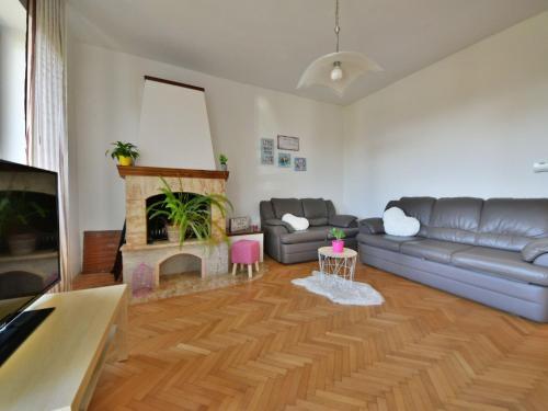 Apartment Karlo