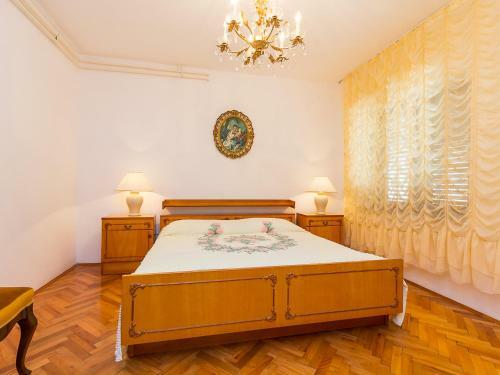 Apartment Robert (11644)
