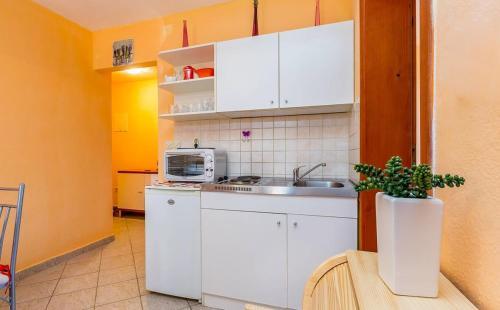Apartments Goga