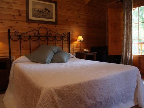 Hotel Rural Albamanjon
