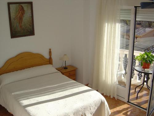 Hotel Hostal D�ernes