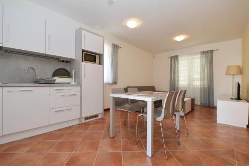 Apartments In Medulin/istrien 9379